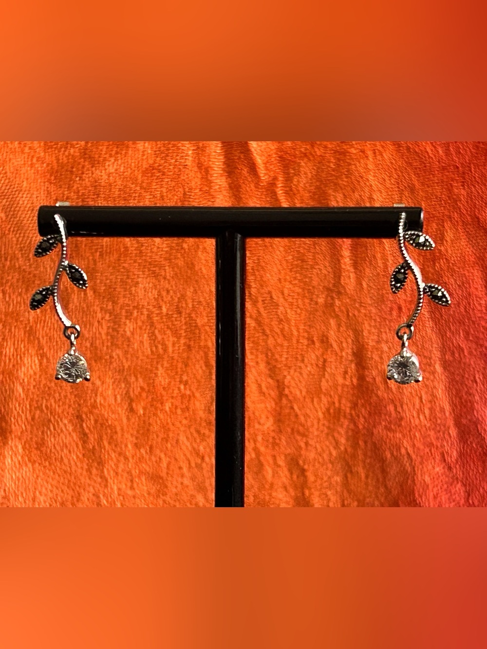 Silpada Retired Sterling Silver Floral Vine Drop Earrings - P0973